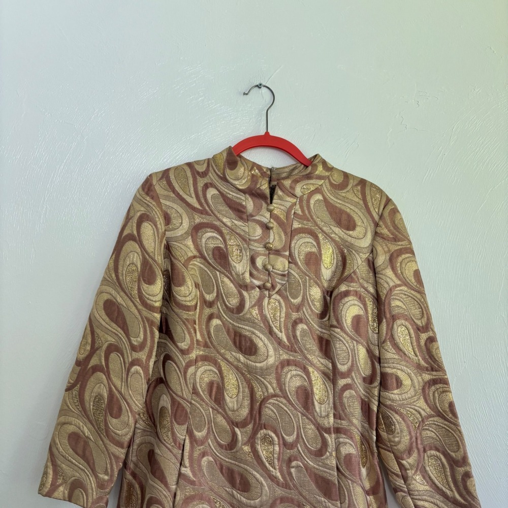 Vintage ILGWU Gold Brocade Dress Size 12 Fits Small Medium Faux Fur Trim Mod 60s - Picture 4 of 14